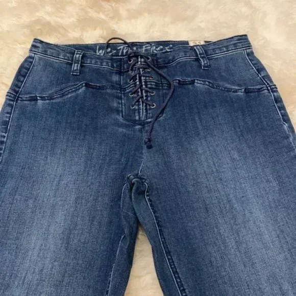Free People Lace Up Eva Jeans. 25, 29 - Picture 6 of 11